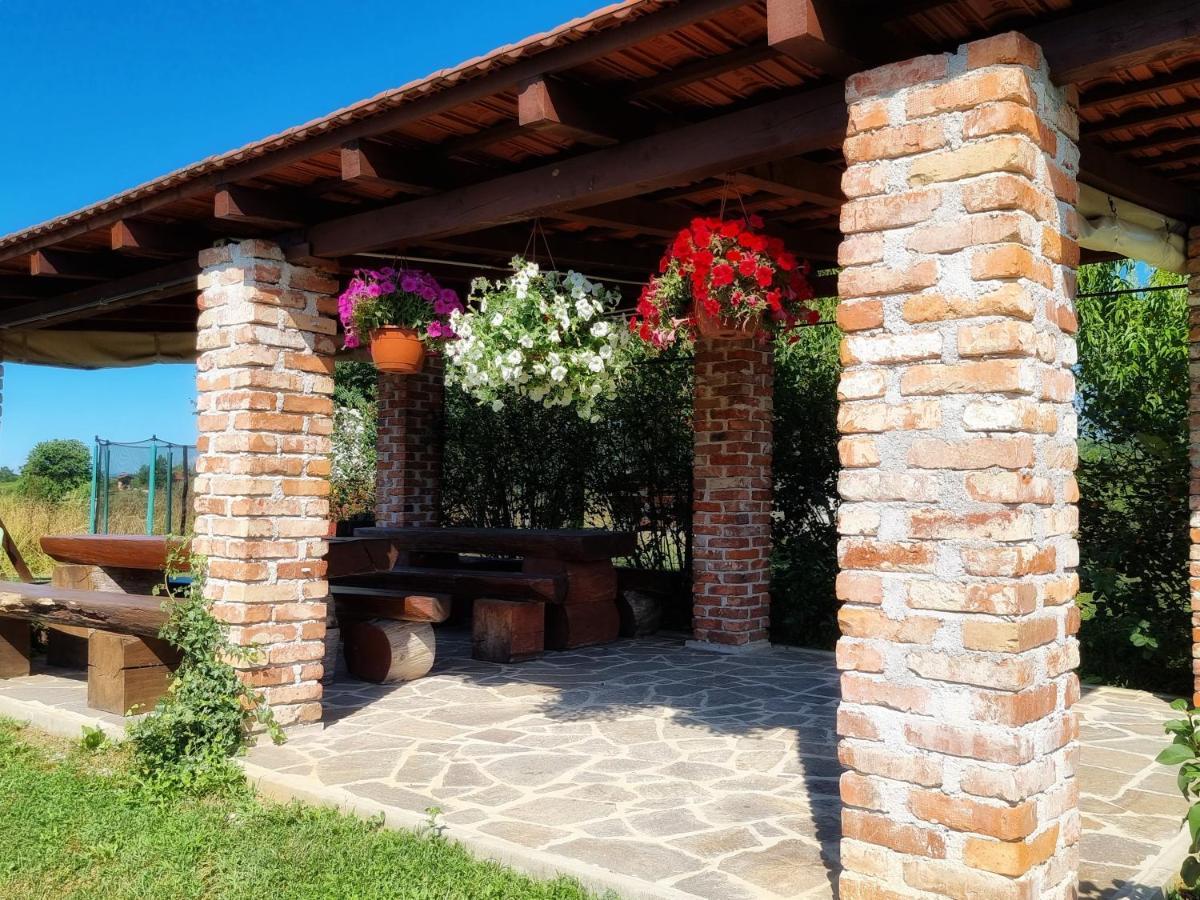 Galovic-Selo Guesthouse Mreznica- Mreznicka Idila Resort מראה חיצוני תמונה