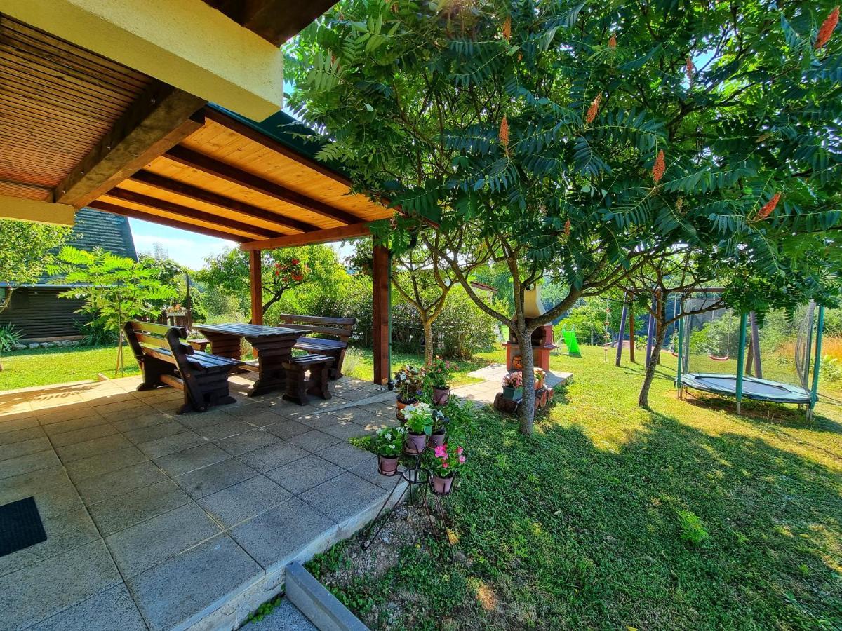 Galovic-Selo Guesthouse Mreznica- Mreznicka Idila Resort מראה חיצוני תמונה